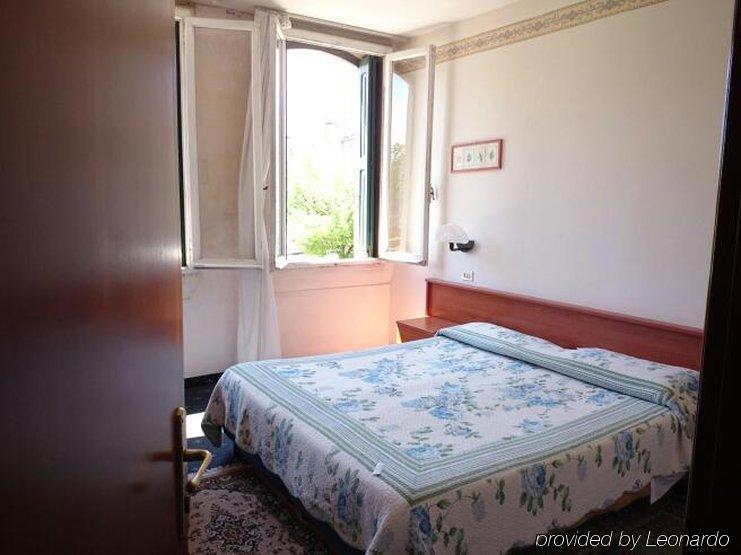 Albergo Reiter Lido di Venezia ภายนอก รูปภาพ