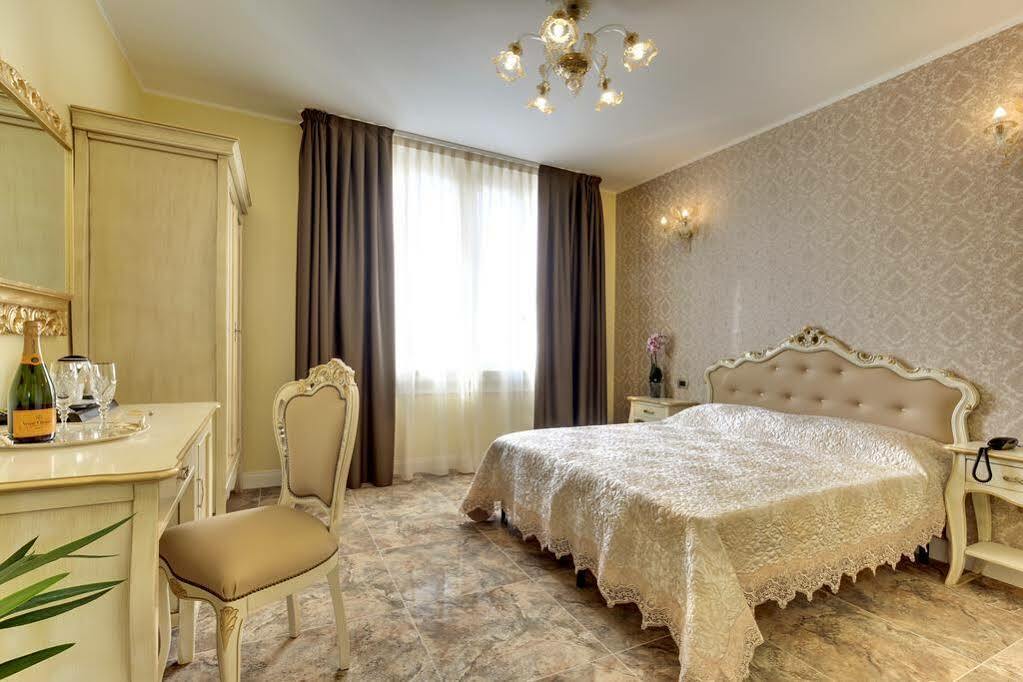 Albergo Reiter Lido di Venezia ภายนอก รูปภาพ